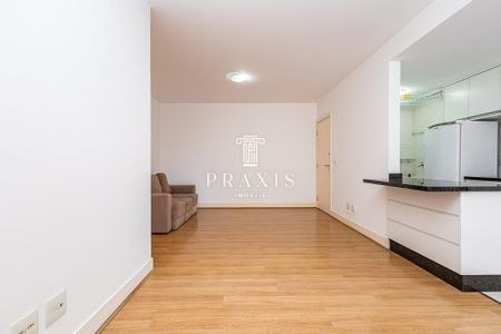 11_photo/94dce39b37.e6cbe6d9fc6e5eee-ATLAS-698325cd-e33a-47ba-aa72-797caa3c47c4.jpg de apartamento para alugar com 2 quartos, 75m² em Rebouças, Curitiba