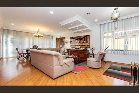 2_photo/94dce39b47.8d1d596cf1356774-ATLAS-00a04ebf-cb73-4f8e-be9c-c791e1c27971.jpg de casa à venda com 4 quartos, 350m² em Seminário, Curitiba