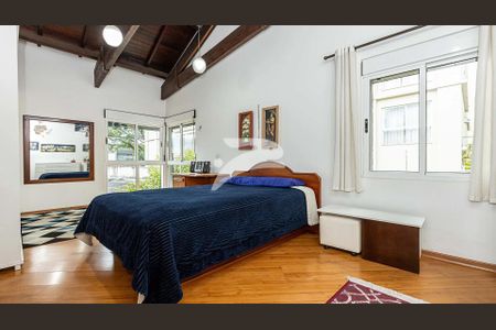 6_photo/94dce39b47.8d1d596cf1356774-ATLAS-27971500-7eb7-433c-a567-e0c95ed3d716.jpg de casa à venda com 4 quartos, 350m² em Seminário, Curitiba