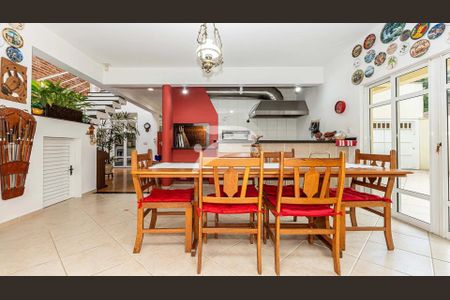 10_photo/94dce39b47.8d1d596cf1356774-ATLAS-48251c36-e656-469d-875b-415913d11d5e.jpg de casa à venda com 4 quartos, 350m² em Seminário, Curitiba