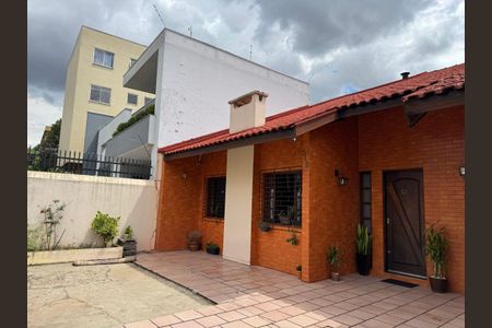 2_photo/94dce39b5d.2b4381d368a6f37f-ATLAS-050c2c3d-267a-4b62-9d08-8a77fb4907d9.jpg de casa à venda com 4 quartos, 167m² em Vila Izabel, Curitiba