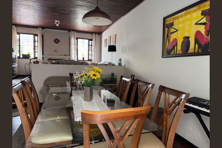 11_photo/94dce39b5d.2b4381d368a6f37f-ATLAS-772a7ed0-e5ed-4bc0-a48d-0de45a12ba35.jpg de casa à venda com 4 quartos, 167m² em Vila Izabel, Curitiba