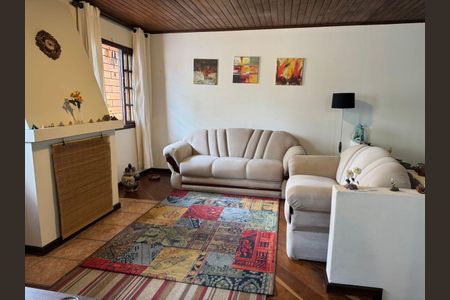 6_photo/94dce39b5d.2b4381d368a6f37f-ATLAS-7747944d-91e9-47c8-a5c4-16bdd12efdcf.jpg de casa à venda com 4 quartos, 167m² em Vila Izabel, Curitiba