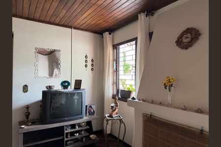 9_photo/94dce39b5d.2b4381d368a6f37f-ATLAS-b537b8a4-9364-4f31-a780-df704fc92d17.jpg de casa à venda com 4 quartos, 167m² em Vila Izabel, Curitiba