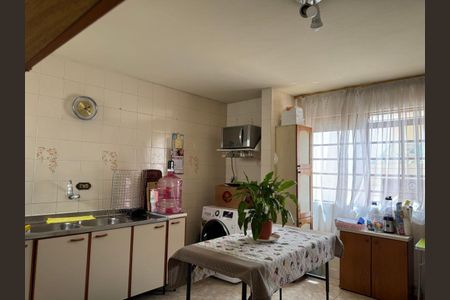 31_photo/94dce39b5d.2b4381d368a6f37f-ATLAS-e8971ea8-a89d-4e86-8d9b-e97e9a21719a.jpg de casa à venda com 4 quartos, 167m² em Vila Izabel, Curitiba