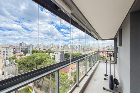 18_photo/94dce39b75.89f9585afab51edd-ATLAS-bfca6dd0-5176-4bbc-ad17-48c3e6f5e97b.jpg de apartamento à venda com 3 quartos, 205m² em Seminário, Curitiba