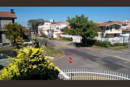 11_photo/94dce39b93.dc7b031a1d7e8bb1-ATLAS-82cf15c8-b15f-4d5c-a213-be475bf2656e.jpg de casa à venda com 3 quartos, 270m² em Vila Izabel, Curitiba