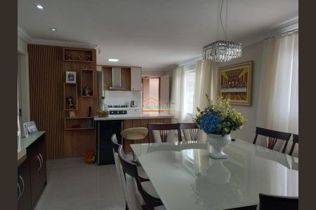 2_photo/94dce39b93.dc7b031a1d7e8bb1-ATLAS-d7101cae-bc0f-4182-8545-2dfa5e6972ab.jpg de casa à venda com 3 quartos, 270m² em Vila Izabel, Curitiba