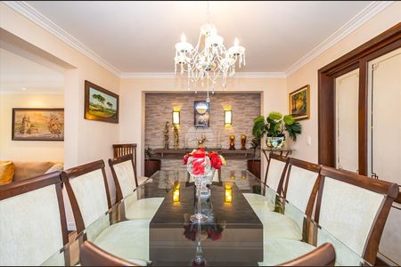 9_photo/94dce39c79.4dd7d17537f926b6-ATLAS-a8048948-7569-4456-b6a9-38d8cef7bf6b.jpg de casa à venda com 4 quartos, 286m² em Seminário, Curitiba