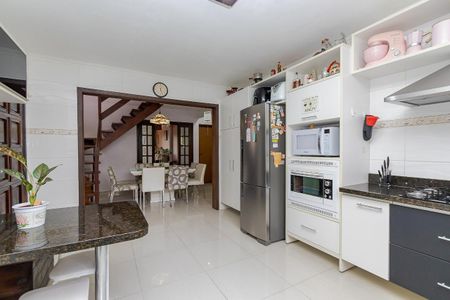 11_photo/94dce39ce1.7c2ae8445402a222-ATLAS-4c9b9e0e-257c-48e2-b3f0-35f410f6adcf.jpg de casa à venda com 2 quartos, 243m² em Vila Izabel, Curitiba
