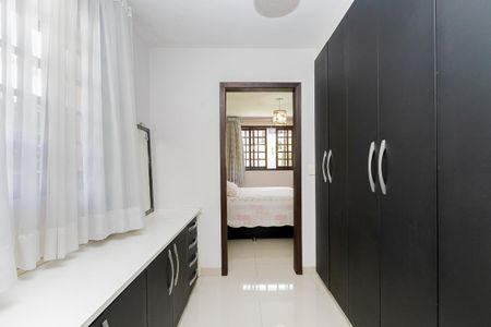 1_photo/94dce39ce1.7c2ae8445402a222-ATLAS-dfc0cac1-74cb-4e5e-9daf-e73dcc980e6f.jpg de casa à venda com 2 quartos, 243m² em Vila Izabel, Curitiba