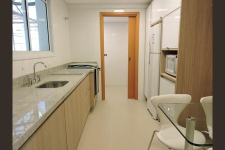 3_photo/94dce39cf1.4cb36fa8bd7c581d-ATLAS-10395e62-91eb-4df3-b99a-e70127940a67.jpg de apartamento à venda com 3 quartos, 98m² em Vila Izabel, Curitiba