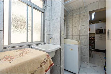 7_photo/94dce39d07.6bdd2cc92fbea94f-ATLAS-15d78ca9-601f-435d-9046-ce67d8f73f88.jpg de apartamento à venda com 2 quartos, 86m² em Vila Izabel, Curitiba