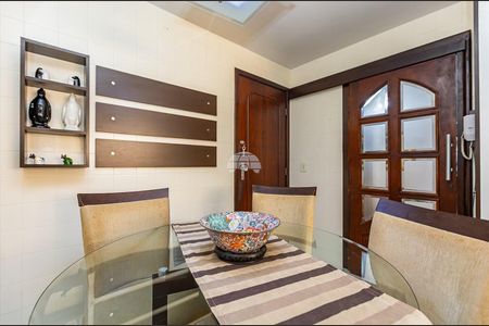 8_photo/94dce39d07.6bdd2cc92fbea94f-ATLAS-4f171a36-6c94-4d74-86f0-e0a7788a0943.jpg de apartamento à venda com 3 quartos, 86m² em Vila Izabel, Curitiba