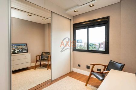 32_photo/94dce39d2d.7b14635dc7f45449-ATLAS-6ce914bb-4bfc-4b5a-a57d-a77ba9d59718.jpg de apartamento à venda com 3 quartos, 197m² em Vila Izabel, Curitiba