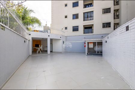 39_photo/94dce39d33.94d85a1cc22214a5-ATLAS-aaa8bcbd-a7d9-4d8c-ab70-c387d8e403a0.jpg de apartamento à venda com 2 quartos, 64m² em Vila Izabel, Curitiba