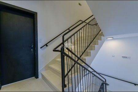 2_photo/94dce39d87.ace8dcf58fe8fba8-ATLAS-1d2e9a58-36f8-4e90-a1aa-0ef9a8a01a32.jpg de apartamento à venda com 2 quartos, 64m² em Vila Izabel, Curitiba