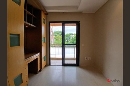 2_photo/94dce39ddb.d5105dc22a300c7d-ATLAS-027ea9ef-3e7d-4b1c-8126-7d3d129a7a5c.jpg de casa para alugar com 0 quarto, 131m² em Vila Izabel, Curitiba