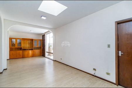 10_photo/94dce39e1f.b638bc529ff2c692-ATLAS-9e1da279-ac9d-4e58-b5a0-e94f36fb973a.jpg de casa à venda com 3 quartos, 170m² em Vila Izabel, Curitiba