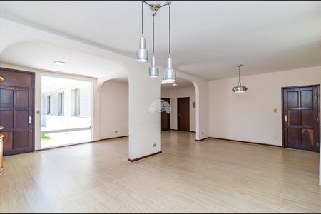 8_photo/94dce39e1f.e02bbd74c619fcc4-ATLAS-502a65f3-908e-4cb2-a492-f086fc7e1207.jpg de casa para alugar com 3 quartos, 170m² em Vila Izabel, Curitiba