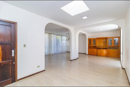 9_photo/94dce39e1f.e02bbd74c619fcc4-ATLAS-bdef2abf-cf61-4541-99cd-ced708c79d74.jpg de casa para alugar com 3 quartos, 170m² em Vila Izabel, Curitiba