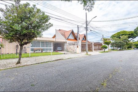 2_photo/94dce39e3d.0524c8510f0f8401-ATLAS-61390be6-d542-4831-88d0-7be0e2dc4e0b.jpg de casa à venda com 3 quartos, 230m² em Vila Izabel, Curitiba