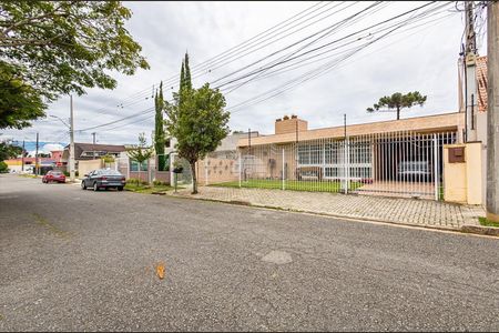 4_photo/94dce39e3d.0524c8510f0f8401-ATLAS-a19c0d34-bc9c-4e4d-807c-972de62c82b7.jpg de casa à venda com 3 quartos, 230m² em Vila Izabel, Curitiba