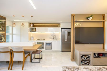 10_photo/94dce39e9d.1aa5b8f538f3adaf-ATLAS-2f313916-2e98-472c-bddd-eb6d33f2be1f.jpg de apartamento à venda com 2 quartos, 76m² em Vila Izabel, Curitiba