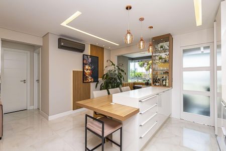 4_photo/94dce39e9d.1aa5b8f538f3adaf-ATLAS-bbf95ec6-3d44-43eb-927d-bf3468fd37d8.jpg de apartamento à venda com 2 quartos, 76m² em Vila Izabel, Curitiba