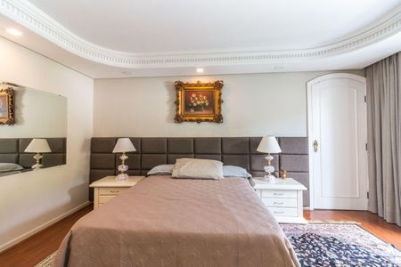 33_photo/94dce39f2d.242163829a78200a-ATLAS-b7069f8a-bddd-46ac-bf95-b44d40ed44fd.jpg de casa à venda com 5 quartos, 715m² em Vila Izabel, Curitiba