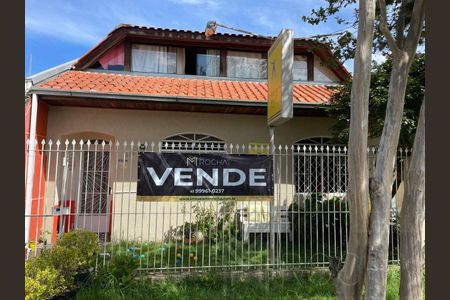 5_photo/94dce3a123.c138c72070bc8d83-ATLAS-098d95d4-c3f4-4557-bc8c-d9dc0d727039.jpg de casa à venda com 4 quartos, 300m² em Santa Quiteria, Curitiba