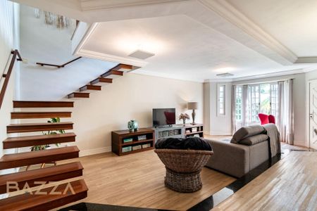 7_photo/94dce3a16b.ff18d0897e4eeb33-ATLAS-24cf43fa-ace8-423b-9f2f-5067e91563df.jpg de casa à venda com 3 quartos, 388m² em Santa Quiteria, Curitiba