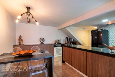 2_photo/94dce3a16b.ff18d0897e4eeb33-ATLAS-a9991d0c-70c3-404c-9d93-d402bd0c79c2.jpg de casa à venda com 3 quartos, 388m² em Santa Quiteria, Curitiba