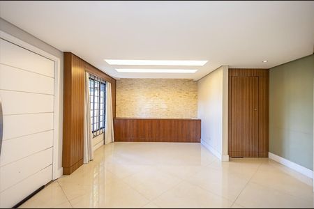 5_photo/94dce3a199.826aa08d214c4ef3-ATLAS-984b949f-ced7-4ff3-8c49-3302d6a68fca.jpg de casa à venda com 3 quartos, 292m² em Santa Quiteria, Curitiba