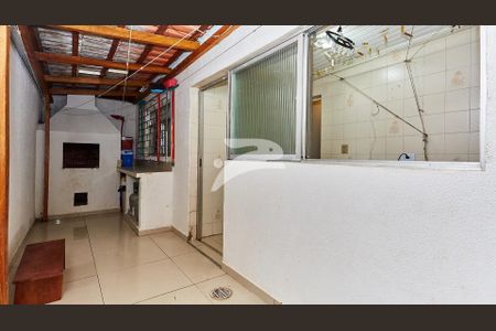 25_photo/94dce3a1ed.0ed3e4c21098ea4e-ATLAS-a3053a36-0280-4151-821e-73ef66549615.jpg de casa à venda com 4 quartos, 140m² em Santa Quiteria, Curitiba