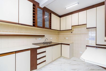 2_photo/94dce3a1f9.ae6c0d4ae2e822c2-ATLAS-1b4d9540-fd3d-4b04-898d-d51a438196f5.jpg de casa à venda com 3 quartos, 135m² em Santa Quiteria, Curitiba