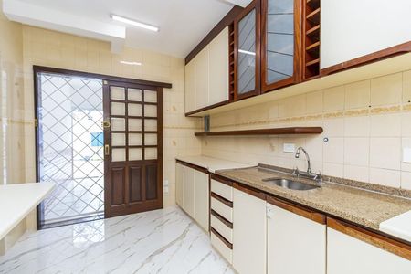 8_photo/94dce3a1f9.ae6c0d4ae2e822c2-ATLAS-3bd2a3aa-019d-41b1-ae98-15677744e2d9.jpg de casa à venda com 3 quartos, 135m² em Santa Quiteria, Curitiba