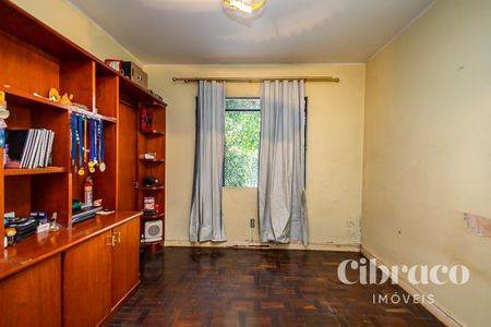 11_photo/94dce3a203.86fa7c56df5ec564-ATLAS-d1faa07b-bfca-4d09-9095-aef857a80da2.jpg de casa à venda com 4 quartos, 197m² em Santa Quiteria, Curitiba