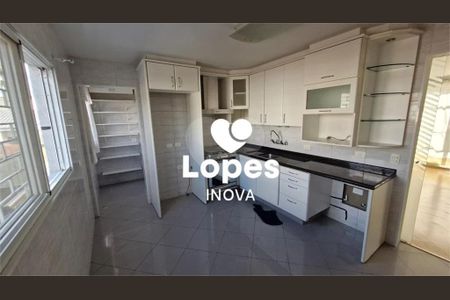 6_photo/94dce3a267.588d4a7fb74764b6-ATLAS-87ca111d-6e13-4f50-809e-00f111e9ef6a.jpg de casa à venda com 3 quartos, 240m² em Santa Quiteria, Curitiba