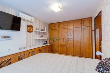 30_photo/94dce3a267.66c9f8a29c2b22cc-ATLAS-883997b2-d286-4a11-9a23-c97fd152a4c4.jpg de casa à venda com 3 quartos, 170m² em Santa Quiteria, Curitiba