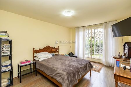 8_photo/94dce3a26f.1c30879e3ee593f9-ATLAS-2bb27279-e2a6-4ca1-bec6-a1a64b599f9f.jpg de casa à venda com 4 quartos, 350m² em Santa Quiteria, Curitiba