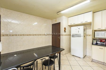 14_photo/94dce3a26f.1c30879e3ee593f9-ATLAS-56c1ea3c-7979-4ced-a9b3-e26af396a16c.jpg de casa à venda com 4 quartos, 350m² em Santa Quiteria, Curitiba