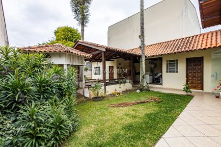 47_photo/94dce3a26f.1c30879e3ee593f9-ATLAS-6ae2e104-b2d4-4e32-ad8c-96a2ddee20bf.jpg de casa à venda com 4 quartos, 350m² em Santa Quiteria, Curitiba