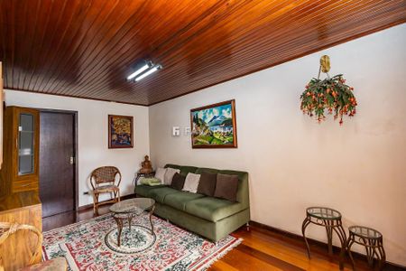 48_photo/94dce3a26f.1c30879e3ee593f9-ATLAS-7926e2d5-d9e6-458c-8e47-ec2d51bbf678.jpg de casa à venda com 4 quartos, 350m² em Santa Quiteria, Curitiba