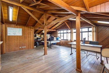 24_photo/94dce3a26f.1c30879e3ee593f9-ATLAS-e742ffc3-bb55-4989-b3cc-961bd1e0b51e.jpg de casa à venda com 4 quartos, 350m² em Santa Quiteria, Curitiba