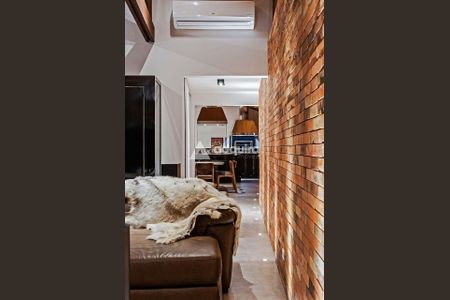 10_photo/94dce3a2ad.ceff8192393c33de-ATLAS-17092c53-4769-4f29-8cab-1ced3fed6dca.jpg de casa à venda com 4 quartos, 383m² em Seminário, Curitiba