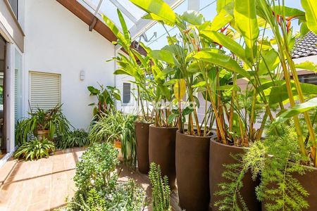 26_photo/94dce3a2ad.ceff8192393c33de-ATLAS-6baca00c-b17a-4b6a-8f8f-55388cfd4ff1.jpg de casa à venda com 4 quartos, 383m² em Seminário, Curitiba