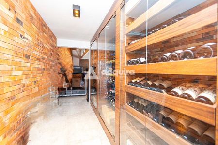 25_photo/94dce3a2ad.ceff8192393c33de-ATLAS-aa69fd54-cdff-4467-a792-718f815f8b3b.jpg de casa à venda com 4 quartos, 383m² em Seminário, Curitiba