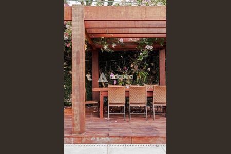 6_photo/94dce3a2ad.ceff8192393c33de-ATLAS-b9720897-5b0f-4e0f-be4a-da087dfbc854.jpg de casa à venda com 4 quartos, 383m² em Seminário, Curitiba