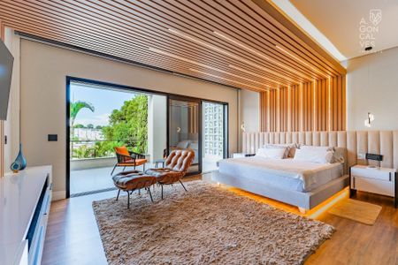 37_photo/94dce3a2b9.ceff8192393c33de-ATLAS-06e1f4ef-de37-4ed4-921d-9f2a6eb4b278.jpg de casa à venda com 3 quartos, 700m² em Seminário, Curitiba